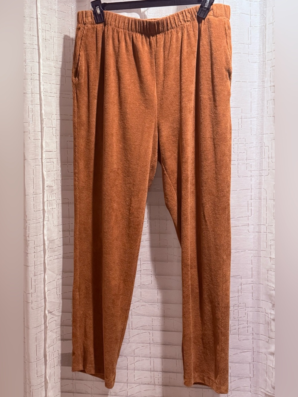 Lands' End Women's Casual Pant in Rust Camel